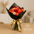 Rosas En Bouquet, 30 Rosas Surtidas, Follajes, Papeles Y Cinta De Lujo