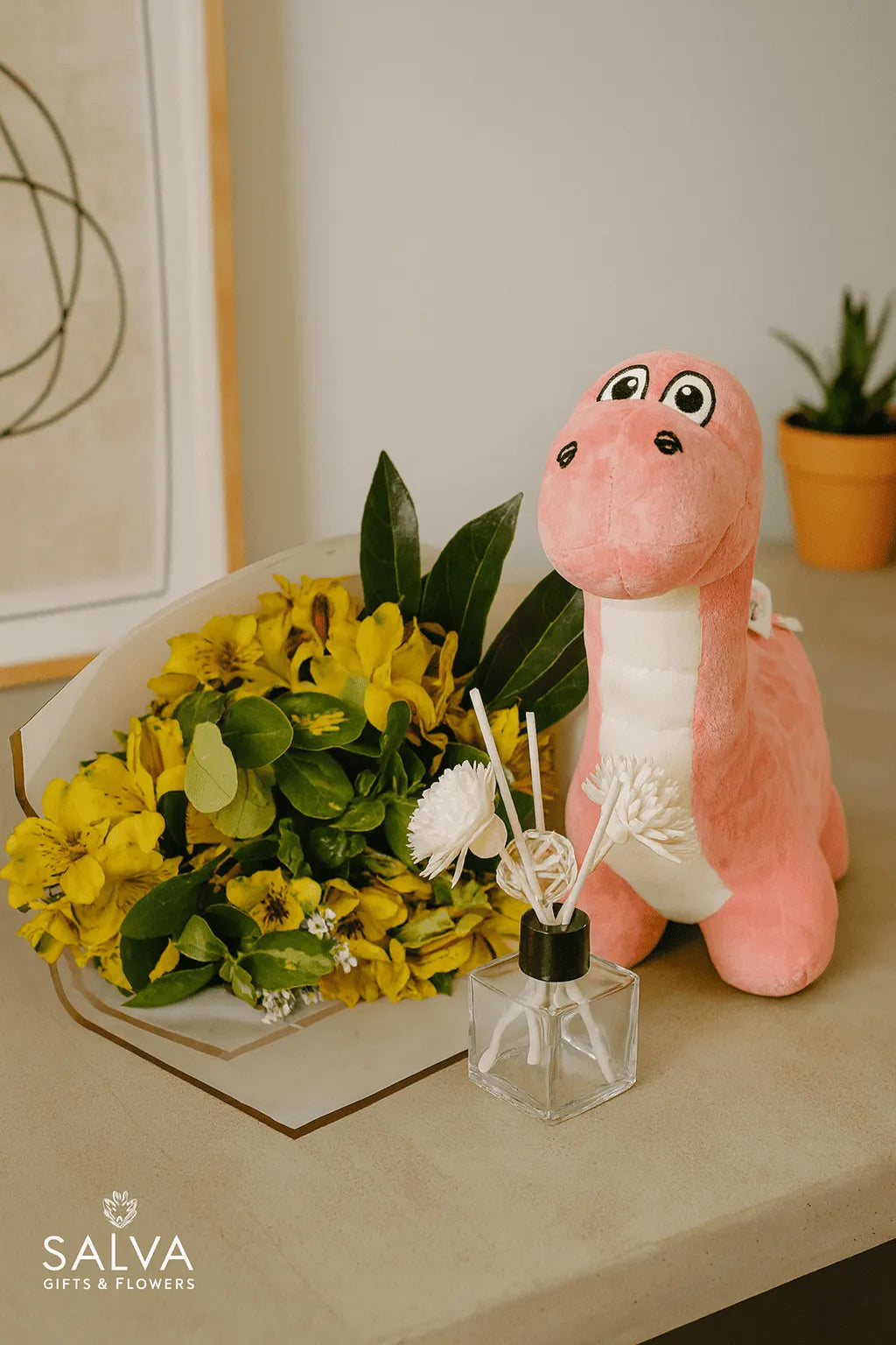 Regalo De Flores Astromelias, Difusor Ambientador Y Peluche Dinosaurio