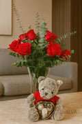 Florero Deluxe Con 12 Rosas Rojas + Osito De Peluche + Chocolates Gourmet