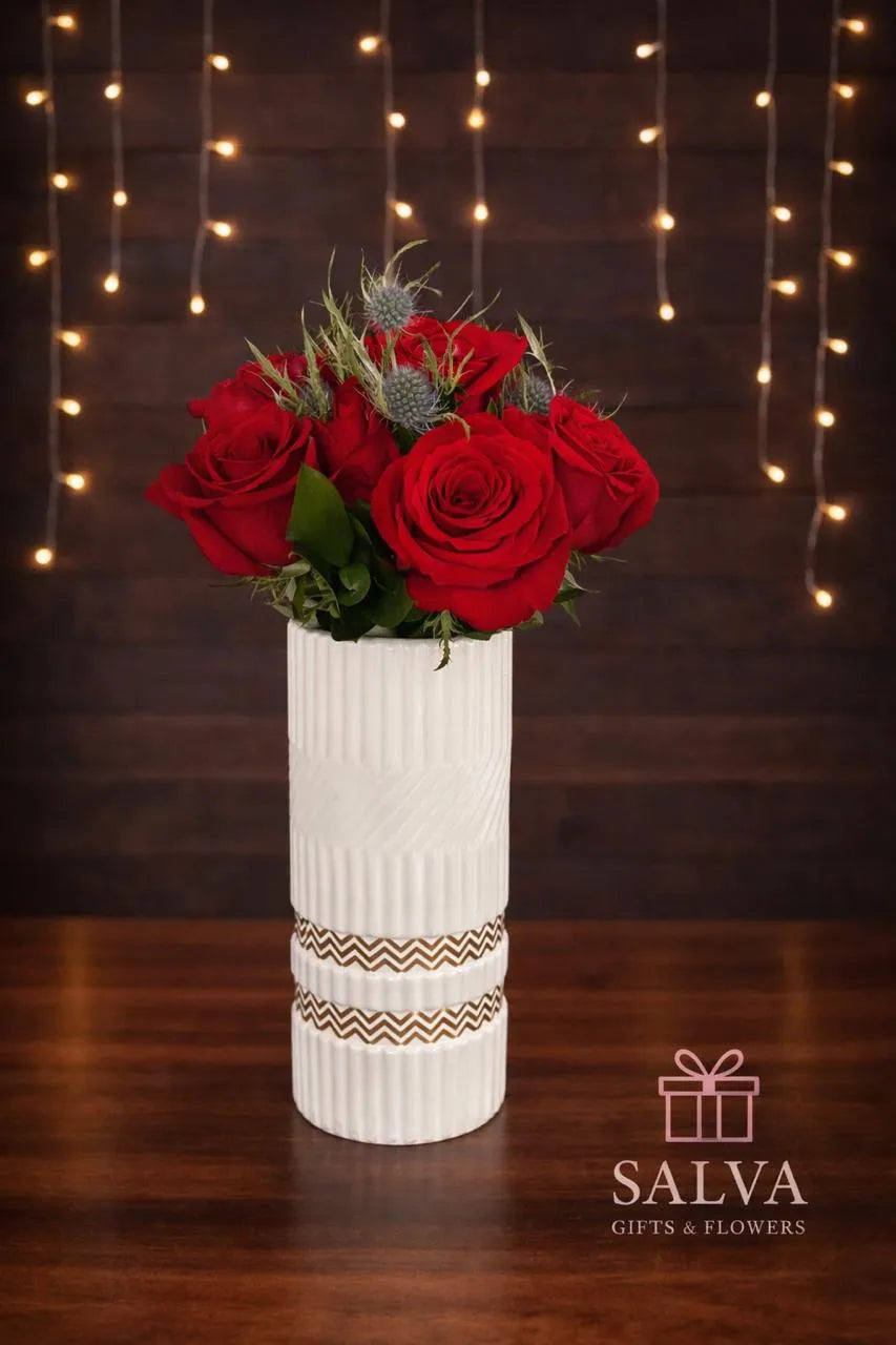 Florero De 12 Rosas Rojas Elegante