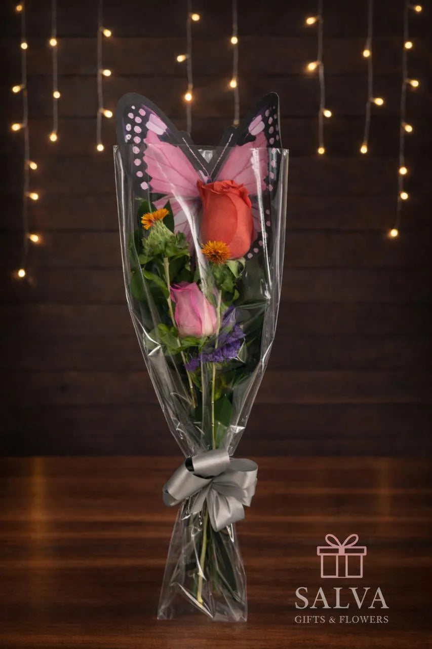 Bouquet Mariposa De Rosas Mixtas