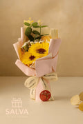 Ramo De Girasoles Artificiales Con Envoltura Decorativa